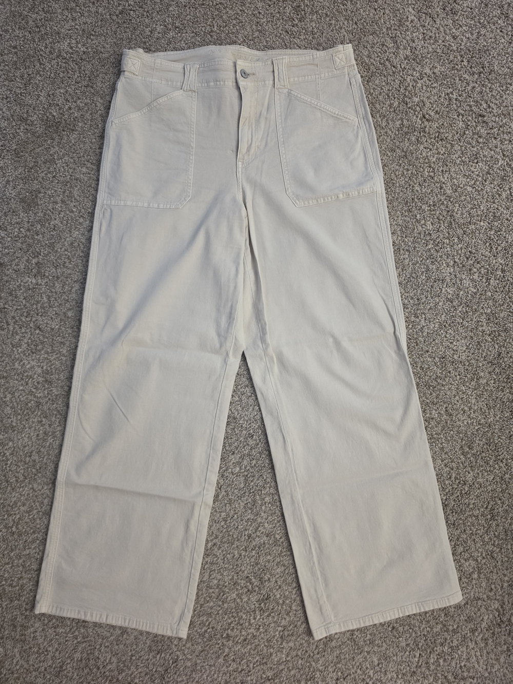 American Eagle Outfitters Cream Stovepipe Pants